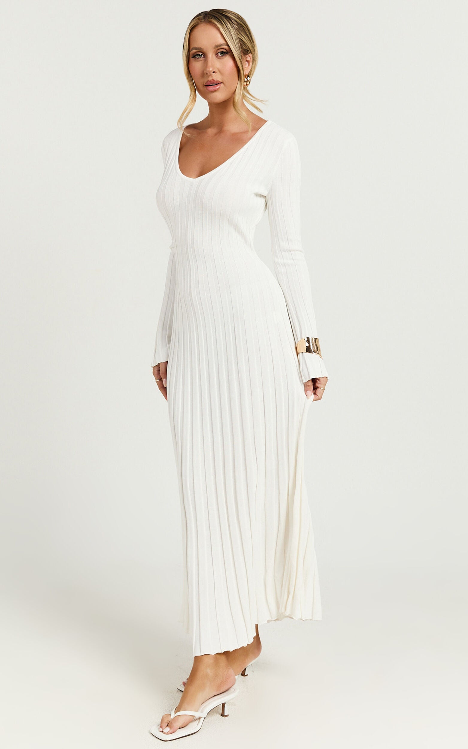 Robe Aveline