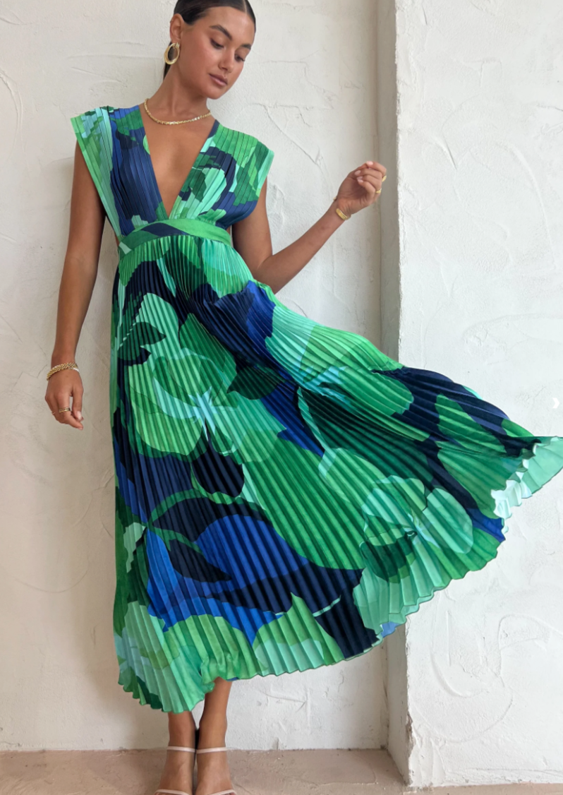 Robe Evangelina Plissée en Tons Bleus